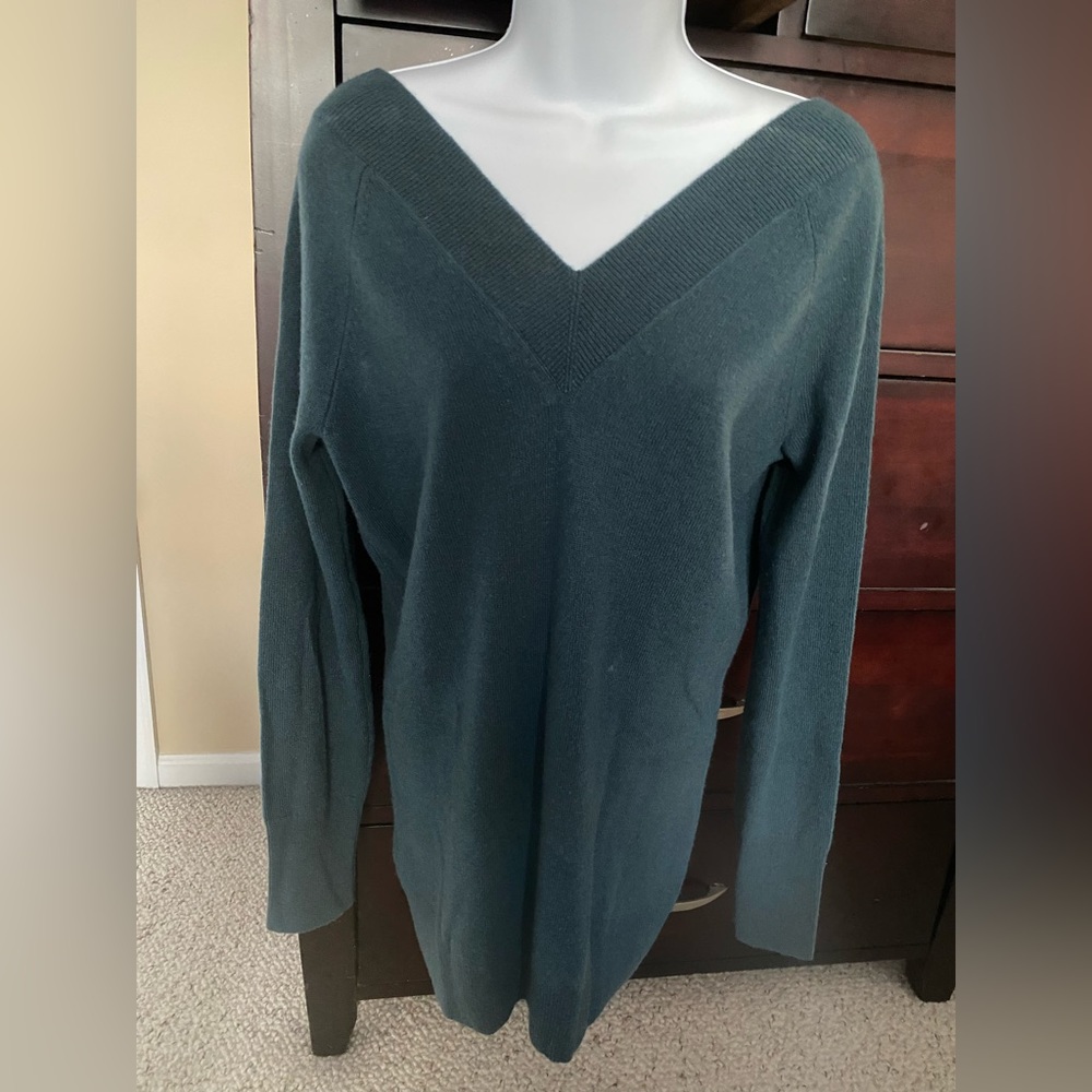 Equipment V-neck Tunic Cashmere Sweater